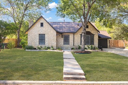 244 Lovera Blvd, San Antonio, TX, 78212-1212 | Card Image
