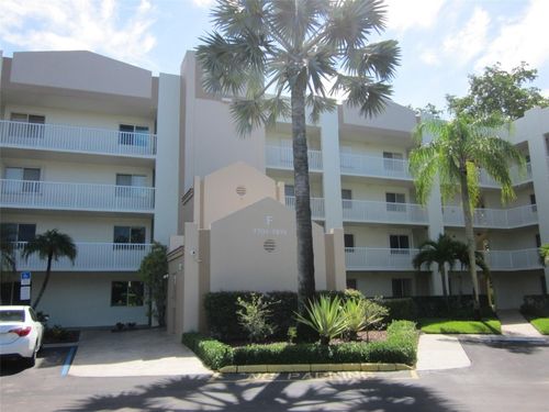 7719-7719 Trent Dr, Tamarac, FL, 33321-8836 | Card Image