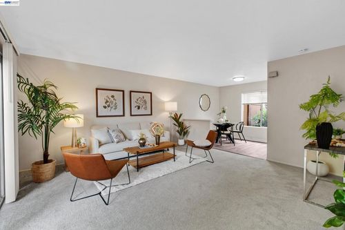 42915 Corte Verde, Fremont, CA, 94539-5313 | Card Image