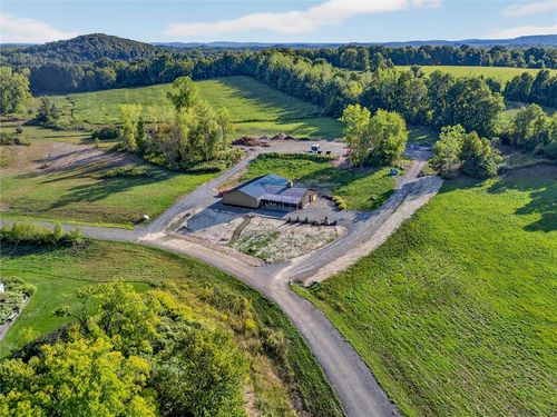 2095 Imperial Dr, Macedon, NY, 14502 | Card Image