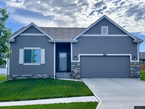 9405 N 171st St, Bennington, NE, 68007 | Card Image