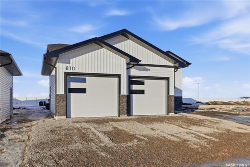 816 Ballesteros Crescent, Warman, SK, S0K4S3 | Card Image