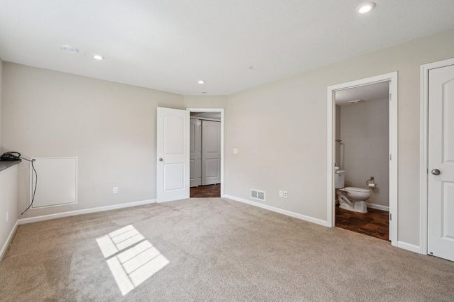 39-web-or-mls-- 8169 Central Park Way-1806-035.jpg | Image 39