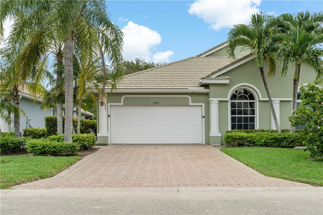 Red Pine Way, Jensen Beach, FL 34957