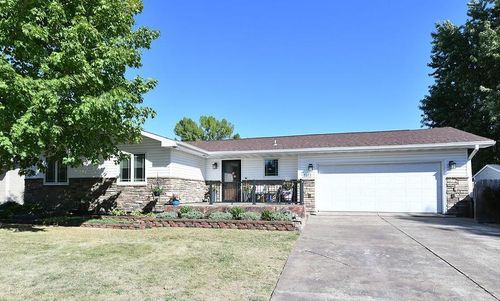 2213 26 1/2 Ave S, Fargo, ND, 58103-5418 | Card Image