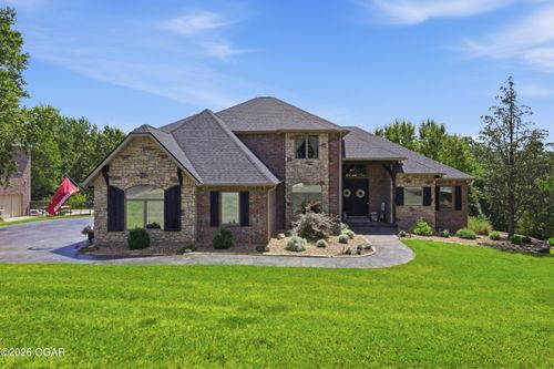 3823 Red Fox Run, Joplin, MO, 64804-8152 | Card Image