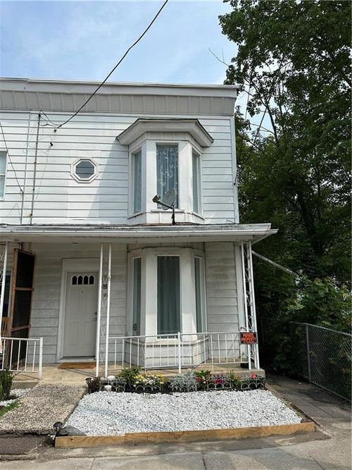 21 Coal Street, Middleport Borough, PA, 17953 | Card Image