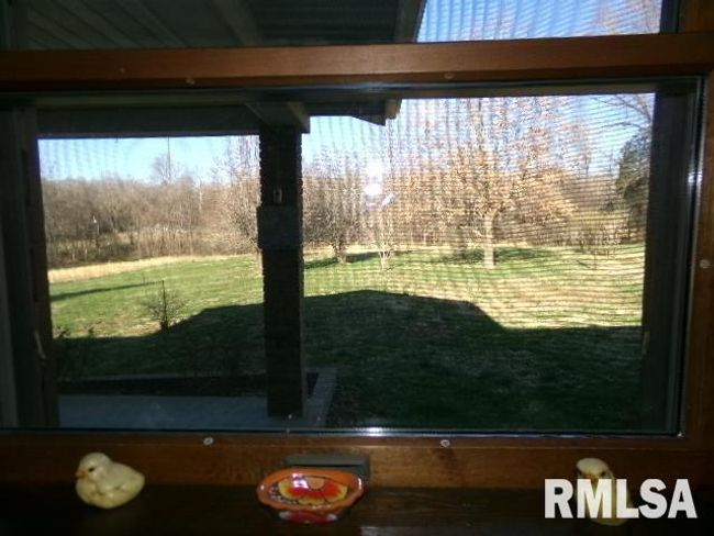 2225 Route 34, House other with 4 bedrooms, 2 bathrooms and null parking in Rosiclare IL | Image 83
