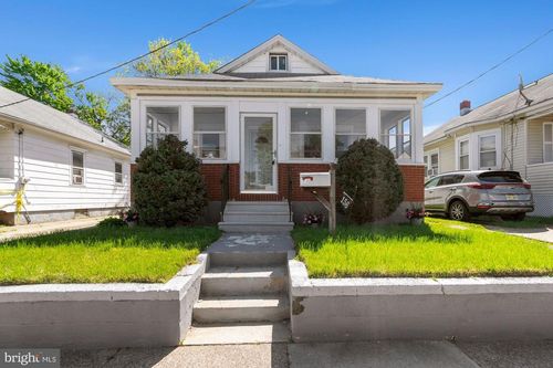 156 Fitzrandolph Ave, Hamilton, NJ, 08610-6526 | Card Image