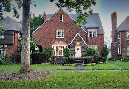 10007 Garfield Dr, Garfield Heights, OH, 44125-1508 | Card Image