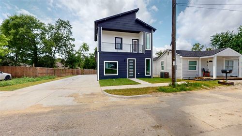 108 Frierson St, Waxahachie, TX, 75165-3865 | Card Image