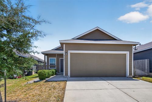 2521 Forgetmenot Ln, Pflugerville, TX, 78660-6831 | Card Image