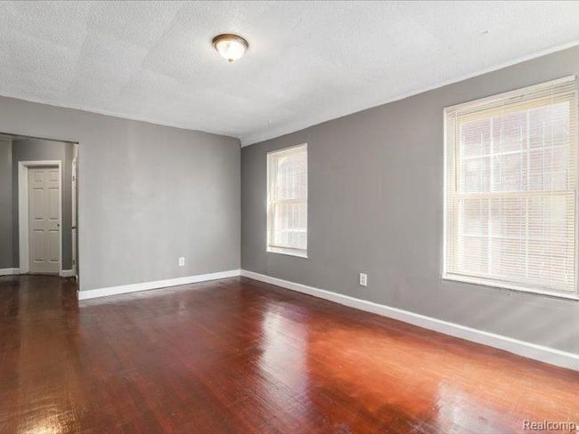 14219 Kilbourne St, House other with 3 bedrooms, 1 bathrooms and null parking in Detroit MI | Image 8