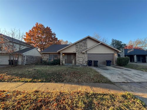 2905 Woodlark Dr, Fort Worth, TX, 76123-1010 | Card Image