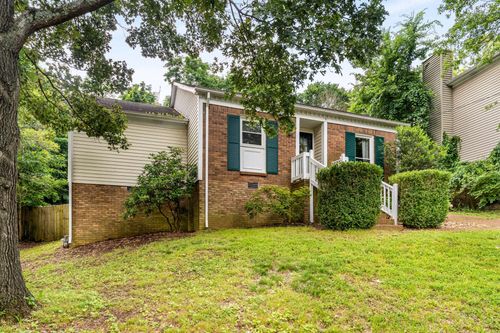 5016 English Village Dr, Nashville, TN, 37211-6262 | Card Image