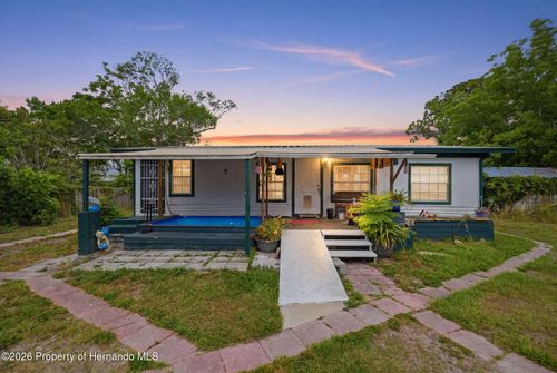 11129 Pine Tree Ln, Port Richey, FL, 34668-2175 | Card Image