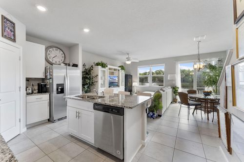 3947 Se Mentmore Ln, Stuart, FL, 34997-6443 | Card Image