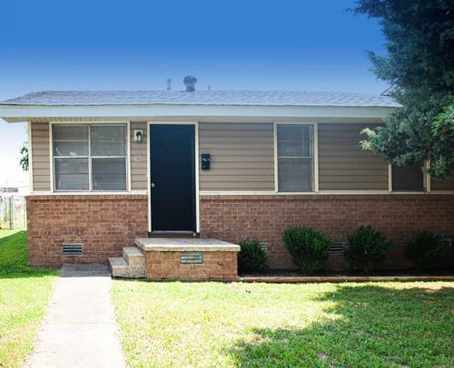 1108 E 11th St, North Little Rock, AR, 72114-4948 | Card Image