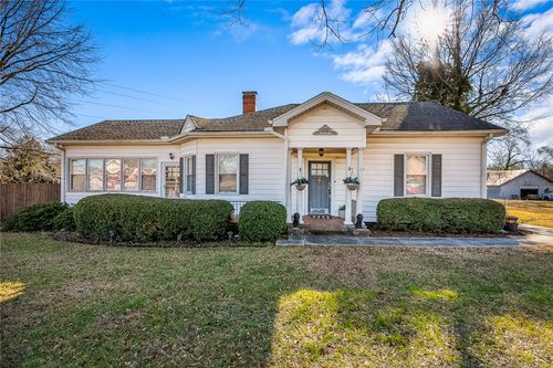 406 Anderson St, Belton, SC, 29627-1946 | Card Image