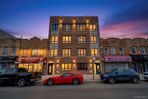 125-11 101st Ave, South Richmond Hill, NY, 11419-1448 | Card Image