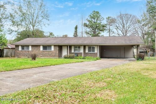 3 Byrd Ct, Natchez, MS, 39120-4303 | Card Image