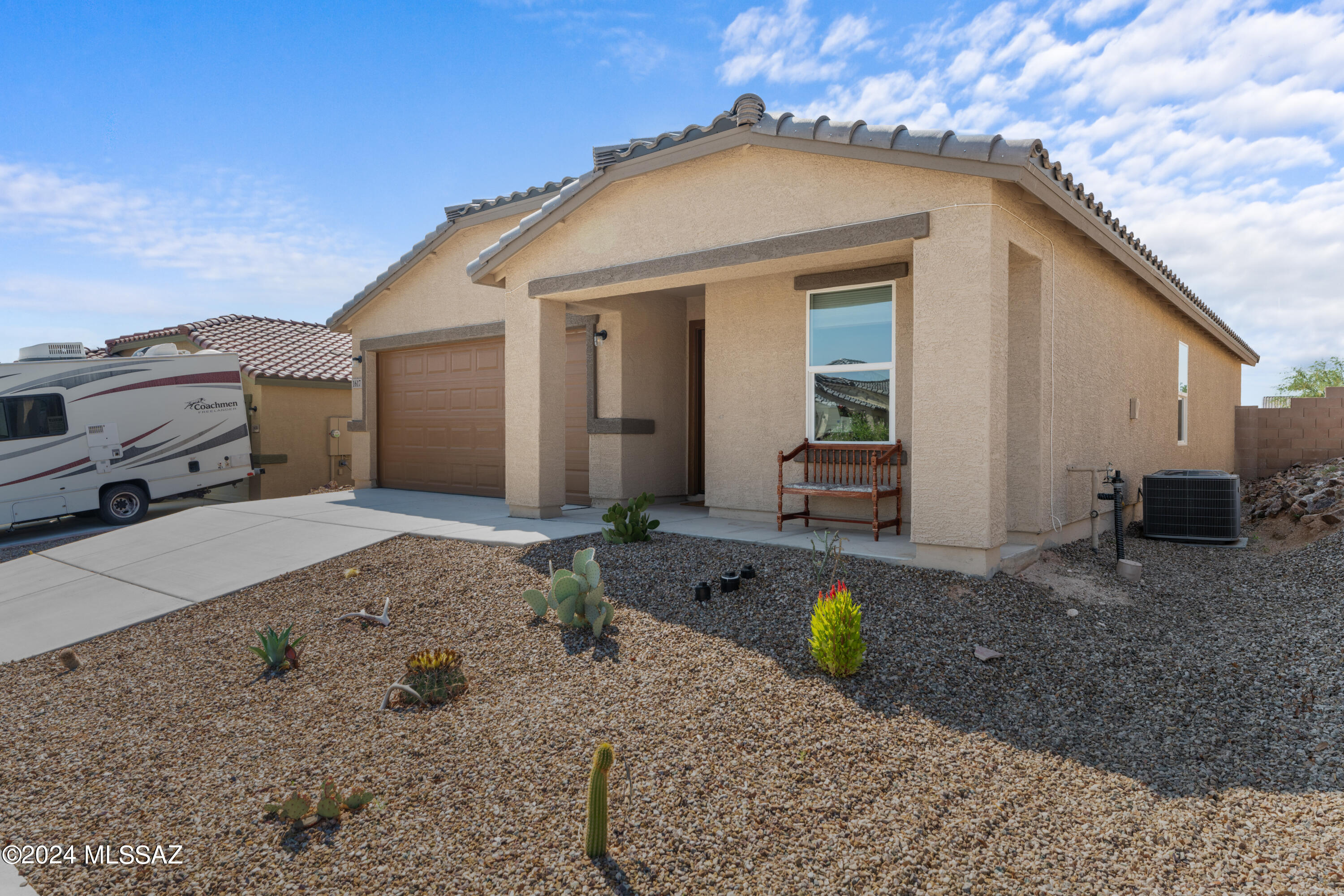 Cottonwood Bluffs Dr, Benson, AZ 85602