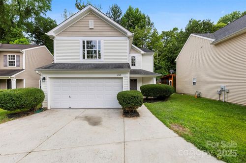 6340 Green Vista Ct, Charlotte, NC, 28212-8226 | Card Image