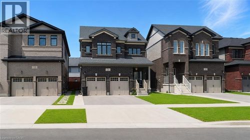 lower-154 Tartan Ave, Kitchener, ON, N2R0N3 | Card Image
