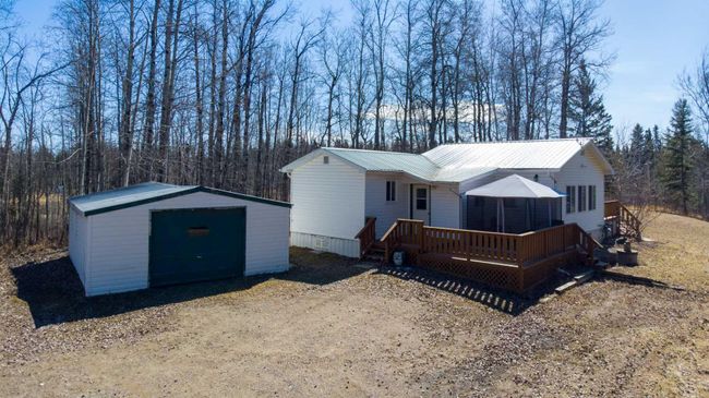 17 Paradise Valley, Home with 3 bedrooms, 1 bathrooms and null parking in Rural Athabasca County AB | Image 2