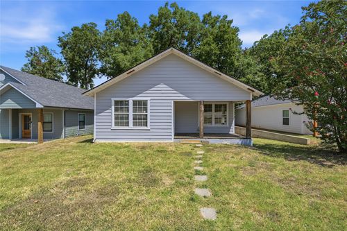 215 W Walker St, Denison, TX, 75020-2566 | Card Image