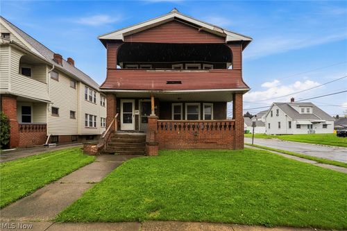 4697 E 85th St, Garfield Heights, OH, 44125-1325 | Card Image