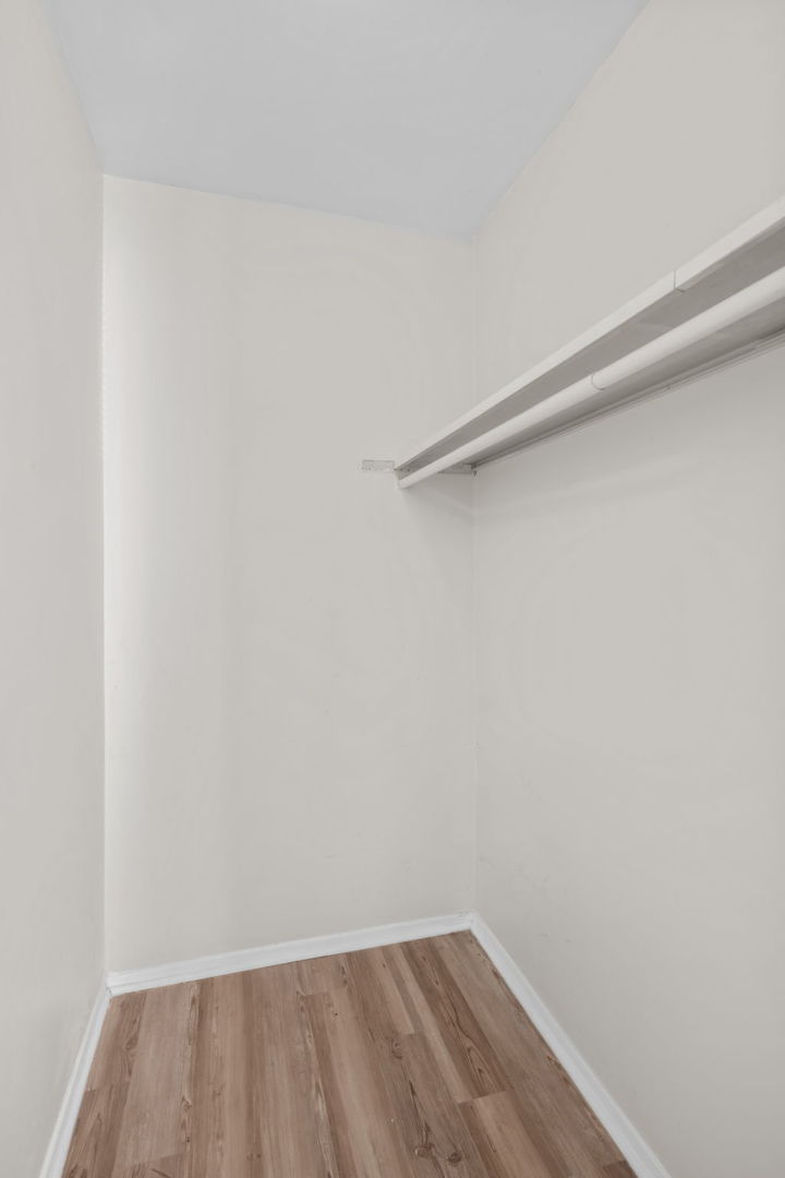 Commercial Sale in Lansing