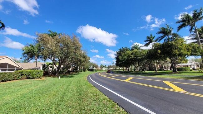 1599 Oak Berry Cir, House other with 3 bedrooms, 2 bathrooms and null parking in Wellington FL | Image 46