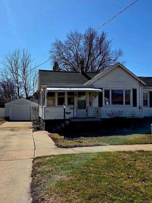 339 Broadway St, Marseilles, IL, 61341-1918 | Card Image