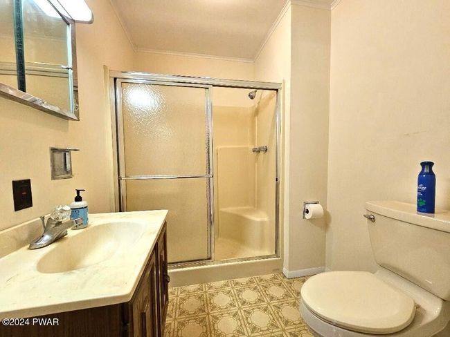 20-Bathroom | Image 23
