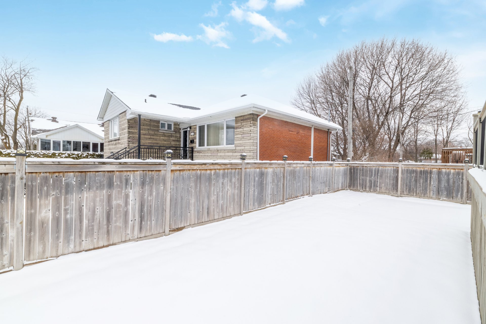 Residential in Montréal (Saint-Laurent) 2