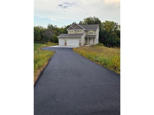 723 Jack Ave, Hudson, WI, 54016-0016 | Card Image