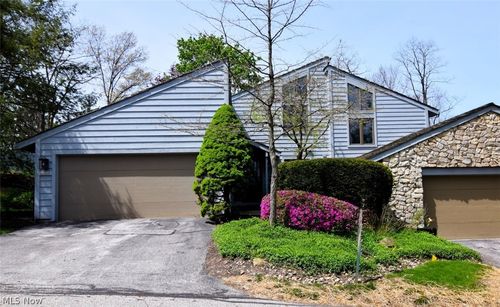 3835 #C1 Acorn Trail, Orange, OH, 44022 | Card Image