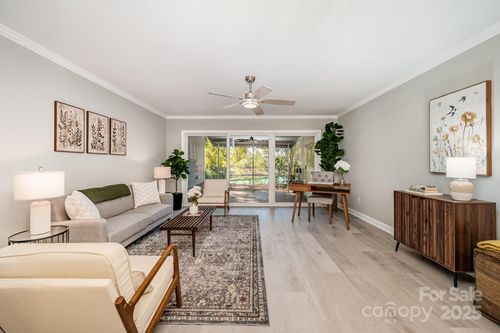 7047 Quail Hill Rd, Charlotte, NC, 28210-5119 | Card Image