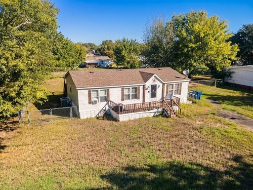 210 E Shadowwood St, Gun Barrel City, TX, 75156-3952 | Card Image