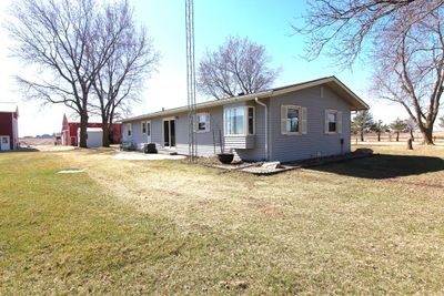 1198 360th St., Home with 2 bedrooms, 1 bathrooms and 2 parking in Gowrie IA | Image 3