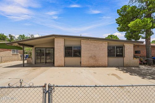 7193 Granite Road, El Paso, TX, 79915 | Card Image