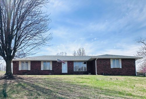 1022 E Fremont Dr, Stockton, MO, 65785-8364 | Card Image