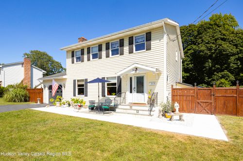 3 Meadow Ct, Saugerties, NY, 12477-2306 | Card Image