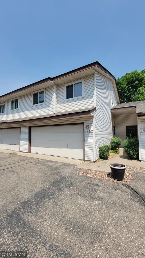 1262 Polk St S, Shakopee, MN, 55379-1913 | Card Image