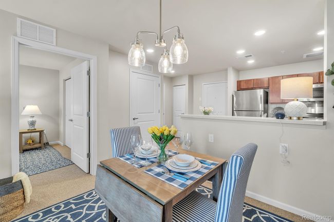 APT-301 - 1957 S Telegraph Rd, Condo with 1 bedrooms, 1 bathrooms and null parking in Bloomfield Hills MI | Image 7