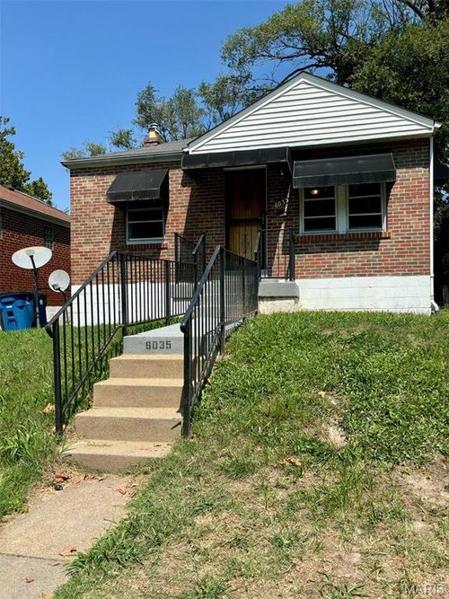 6035 Margaretta Ave, Saint Louis, MO, 63120-1231 | Card Image