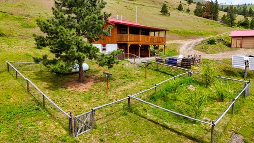407 Mclaughlin Creek Rd, Paradise, MT, 59856-7742 | Card Image