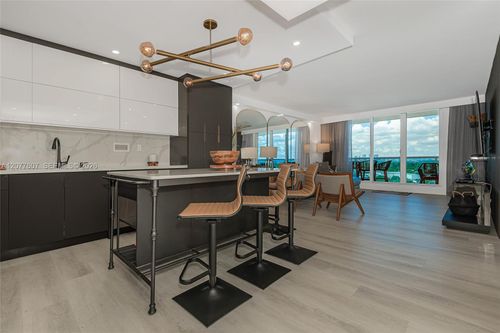 1134-2301 Collins Ave, Miami Beach, FL, 33139-1639 | Card Image