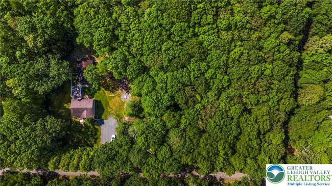197 Broad Mountain View Dr, House other with 2 bedrooms, 2 bathrooms and null parking in Jim Thorpe PA | Image 38